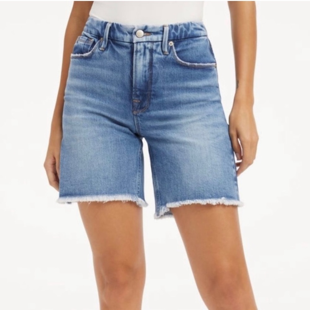 Good American Good 90'S Bermuda Short Distressed Denim Shorts NEW - Picture 3 of 11